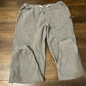 Men’s polo sweatpants